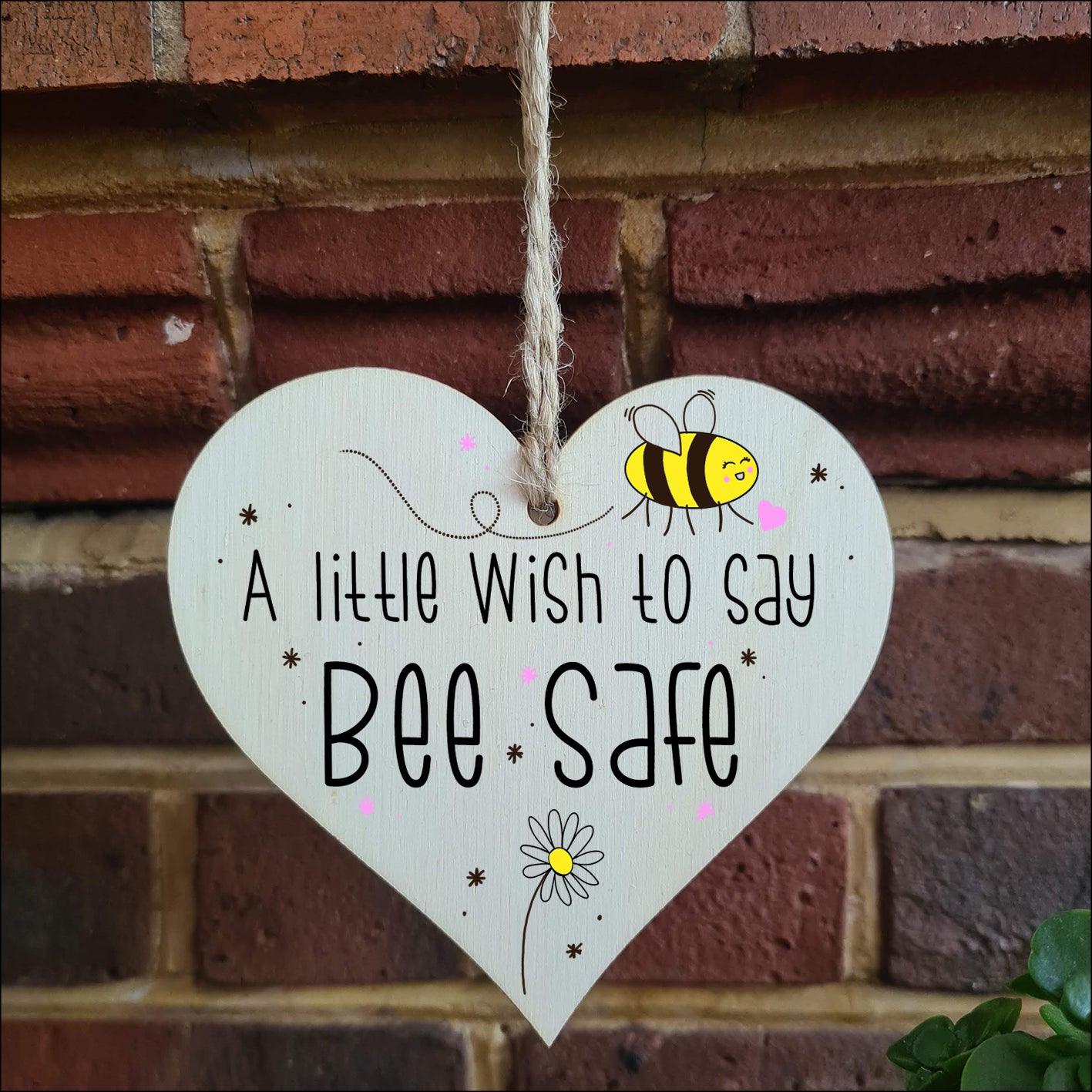 Handmade Wooden Hanging Heart Plaque Gift a little wish to say Bee Safe novelty window wall hanger gift friends family stay safe word play bumble bee saying