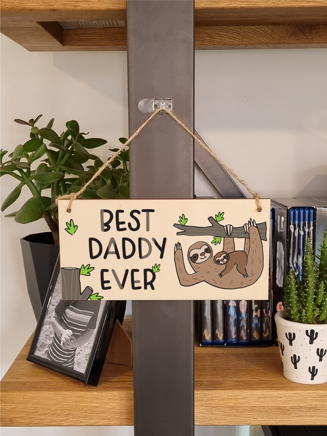 Handmade Wooden Hanging Wall Plaque Best Daddy Ever Decorative Sentimental Gift Father's Day Office Man Cave