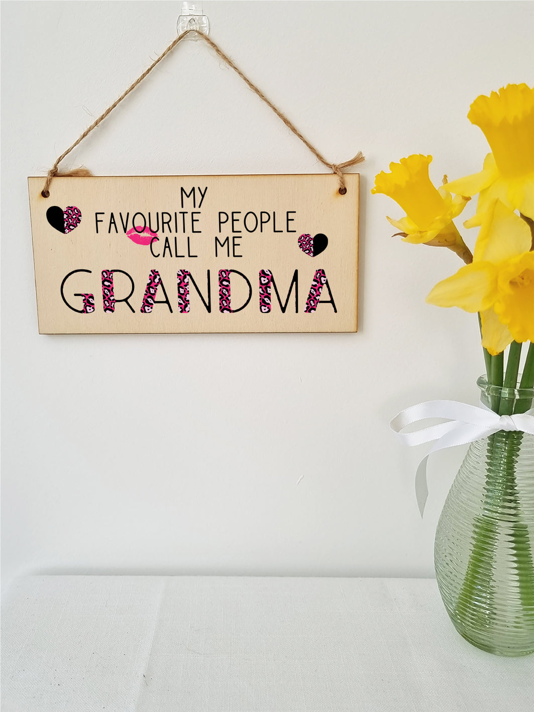 Handmade Wooden Hanging Wall Plaque Favourite People Call Me Grandma Fun Leopard Print Gift Sign Mother's Day