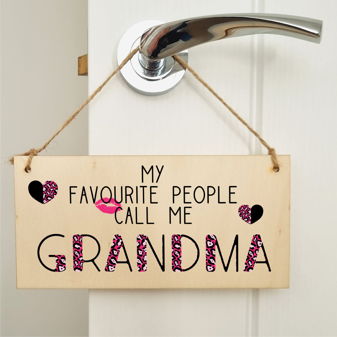 Handmade Wooden Hanging Wall Plaque Favourite People Call Me Grandma Fun Leopard Print Gift Sign Mother's Day