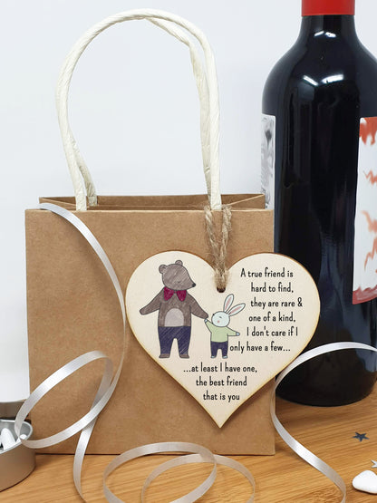 Handmade Wooden Hanging Heart Plaque Gift A true friend is hard to find best friend is you cute wall hanger card alternative for absent friends hand drawn design