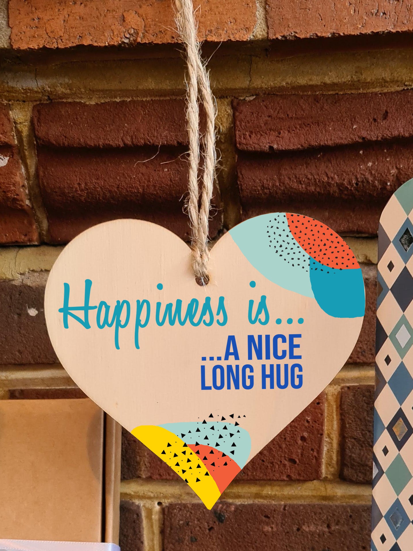 Handmade Wooden Hanging Heart Plaque Gift Happiness is HugInspirational Wall Hanger Card Alternative Friendship Family