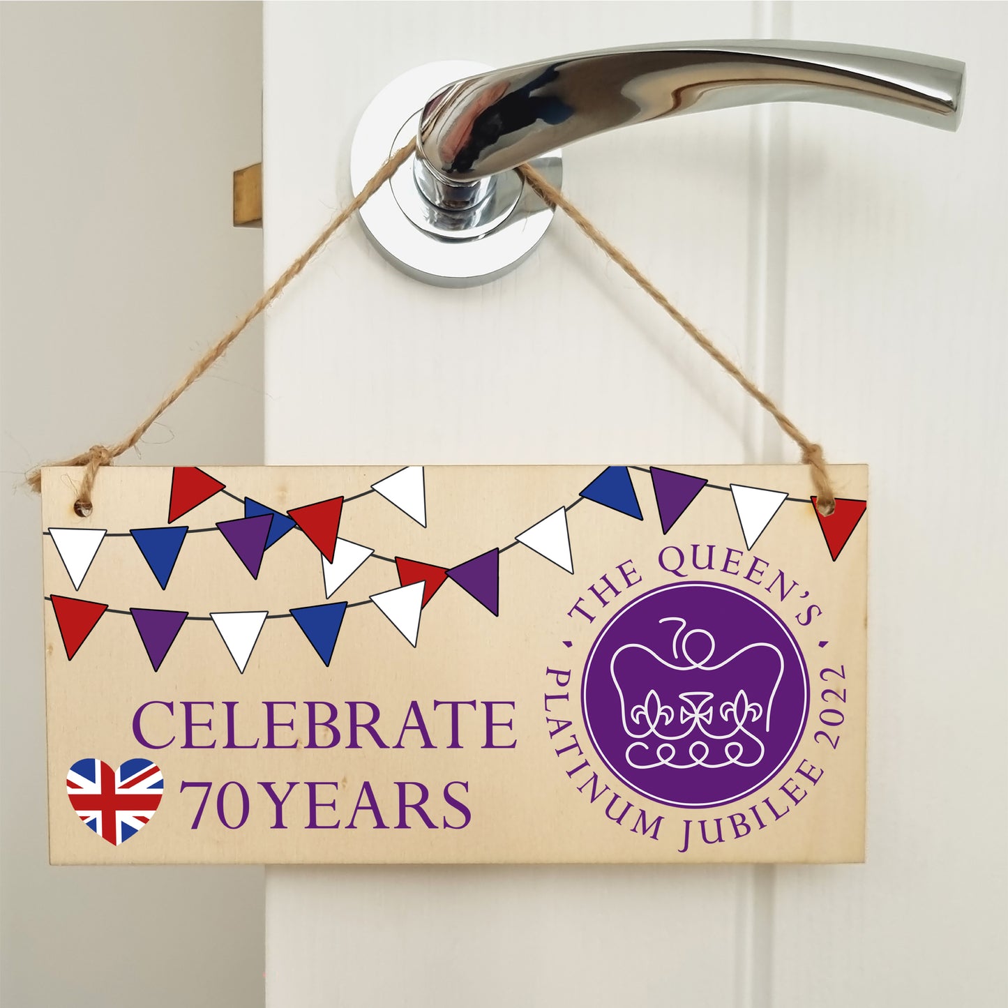 Handmade Wooden Hanging Wall Plaque Celebrate 70 Years Queen's Platinum Jubilee 2022 Bunting Decorative Memorabilia Street Party