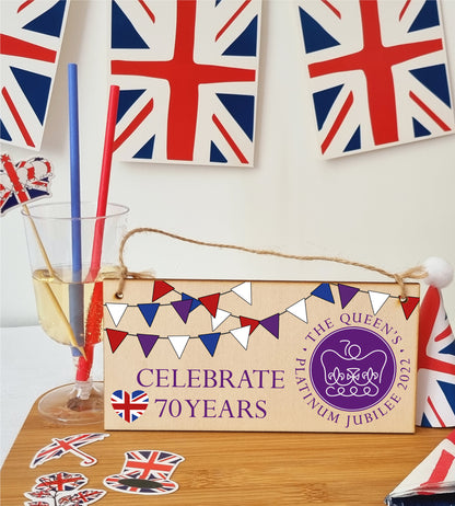 Handmade Wooden Hanging Wall Plaque Celebrate 70 Years Queen's Platinum Jubilee 2022 Bunting Decorative Memorabilia Street Party