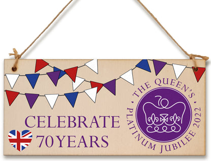 Handmade Wooden Hanging Wall Plaque Celebrate 70 Years Queen's Platinum Jubilee 2022 Bunting Decorative Memorabilia Street Party