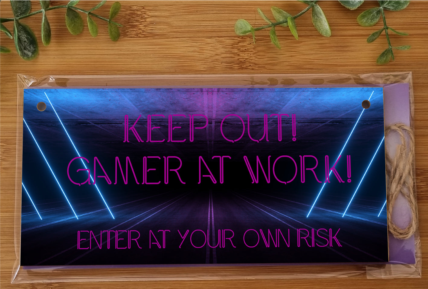 Handmade Wooden Hanging Wall Plaque Keep Out Gamer at Work Novelty Gift Gamers Computer Game Fans Man Cave Sign