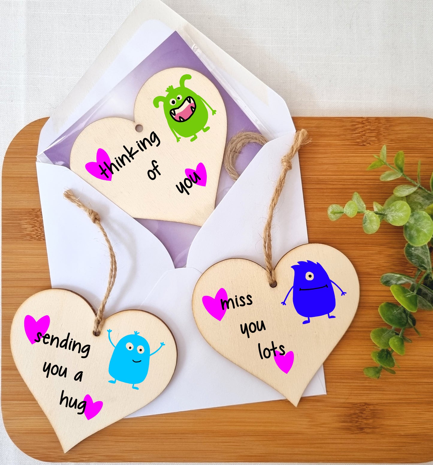 Set of 3 Hanging Decorations Wooden Hearts Send Love Friendship Card Gift | Thinking Of You | Miss You Lots | Sending a Hug