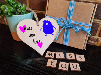 Handmade Wooden Hanging Heart Plaque Gift miss you lots funny novelty wall hanger cute monster kids design for long distance family friends grandparents