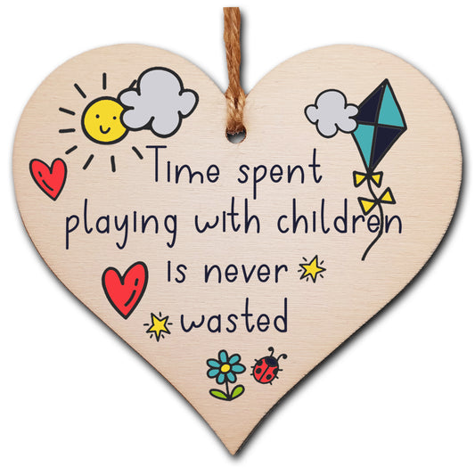 Handmade Wooden Hanging Heart Plaque Gift Time Playing With Children Inspirational Wall Hanger Card Alternative Mother Family