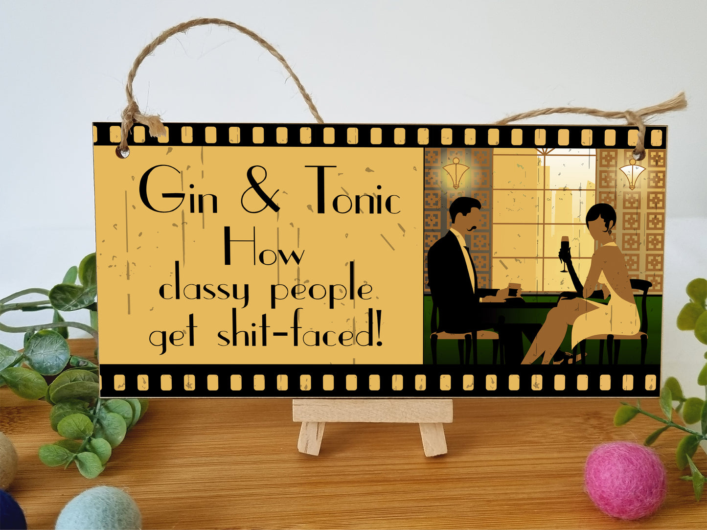 Handmade Wooden Hanging Wall Plaque Wine Gin & Tonic How Classy People Get Drunk Pun Novelty Sign Gin Lovers