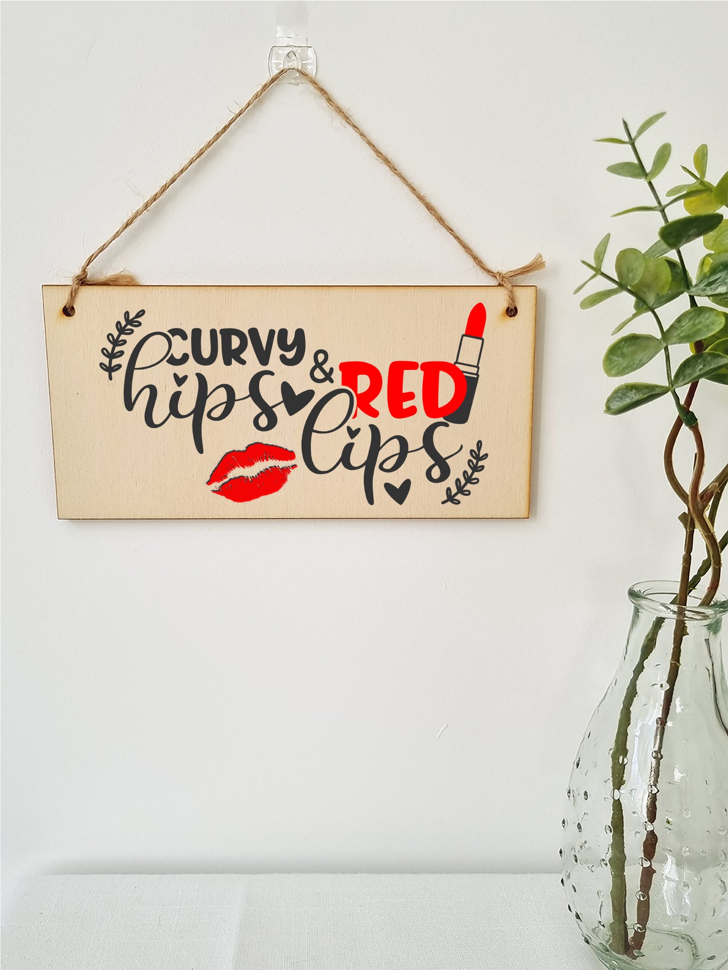 Handmade Wooden Hanging Wall Plaque Curvy Hips Red Lips Decorative Funny Friendship Gift Sassy Queen