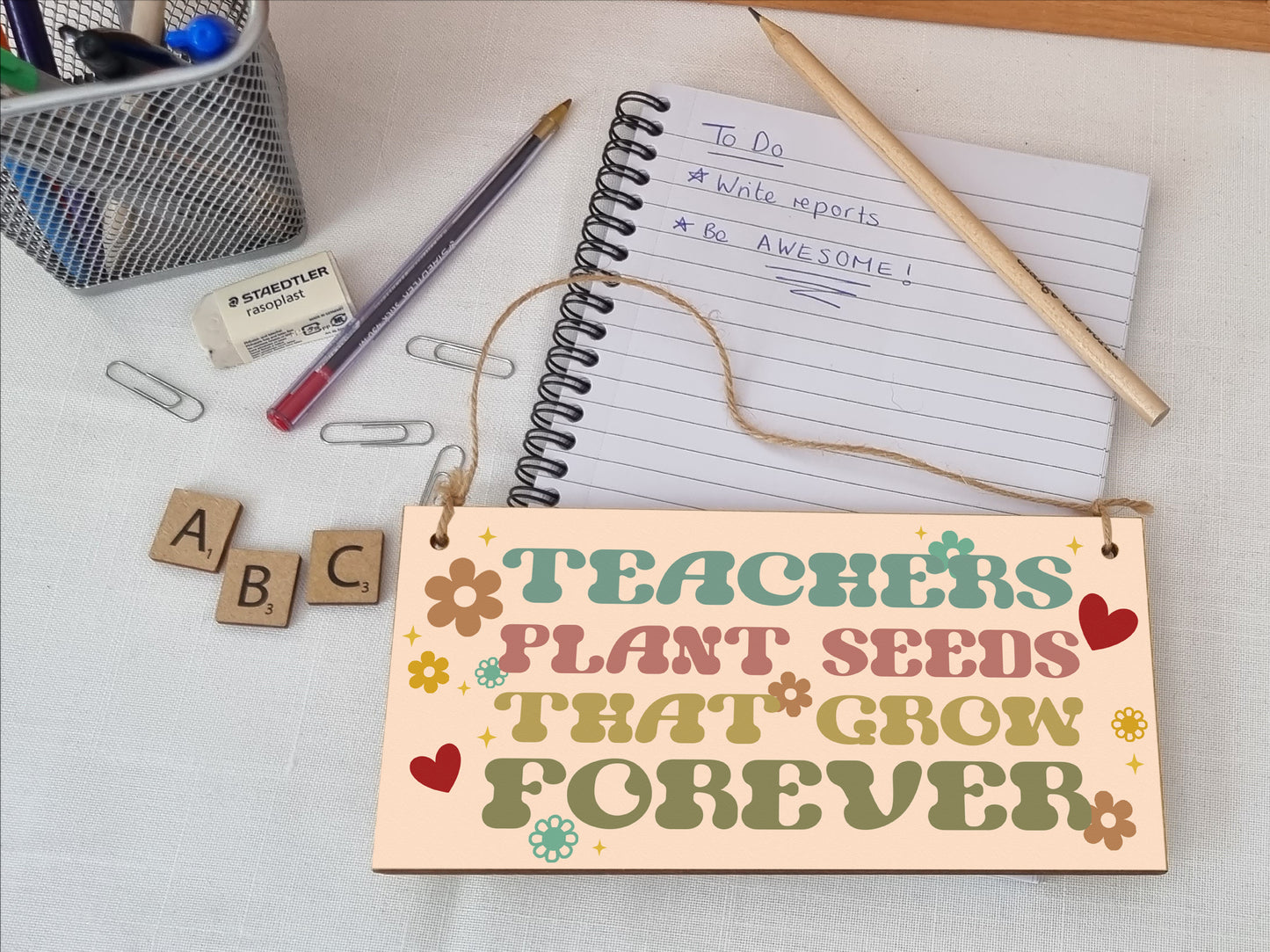 Teachers Plant Seeds Knowledge Grow Forever Handmade Wooden Hanging Plaque Gift Teacher Teaching Assistant End of Term